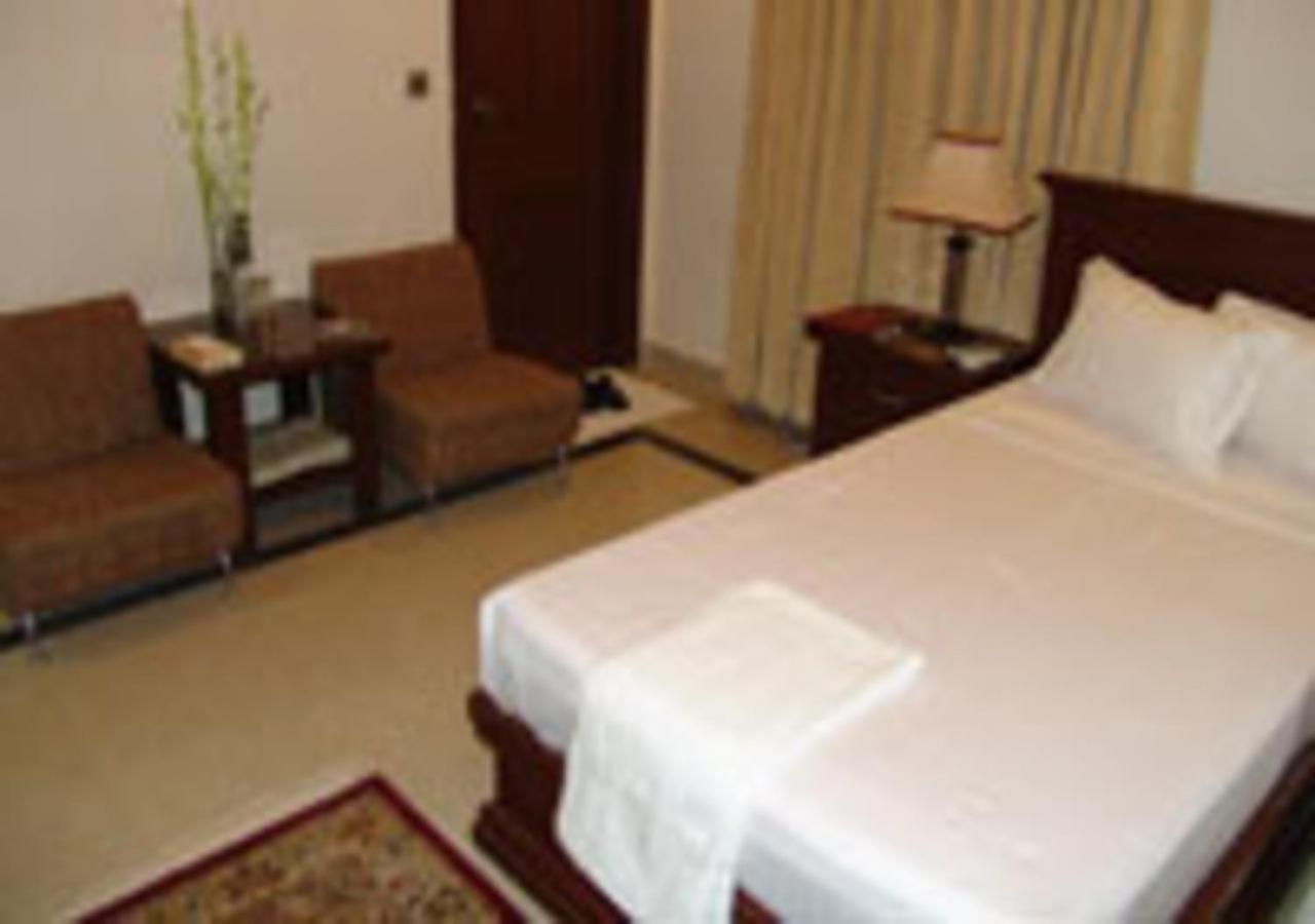 Rajone Hotel Fajszalábád Kültér fotó